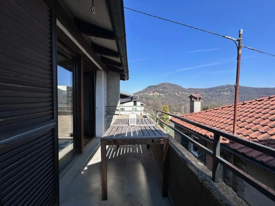 APPARTAMENTO 4.5 LOCALI DUPLEX CON GIARDINO – foto 11 di 19