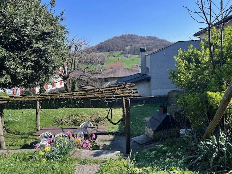 APPARTAMENTO 4.5 LOCALI DUPLEX CON GIARDINO – foto 17 di 19
