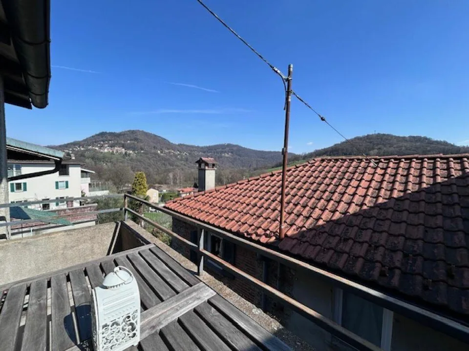 APPARTAMENTO 4.5 LOCALI DUPLEX CON GIARDINO – foto 12 di 19