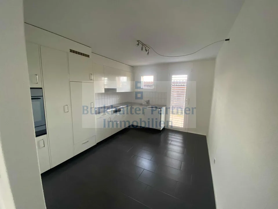 Charming single-family house with garden seating in Roggwil