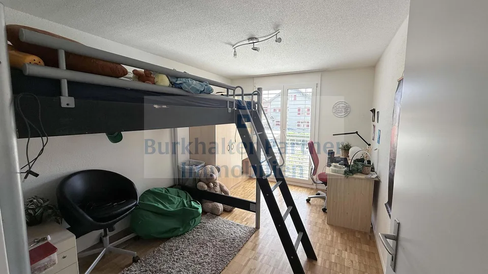 Charming single-family house with garden seating in Roggwil