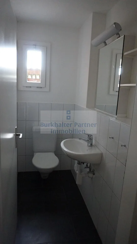 Charming single-family house with garden seating in Roggwil