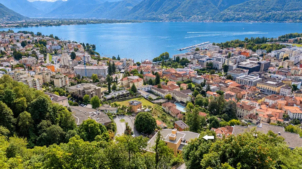 4.5 locali con splendida vista sul lago – Foto 2 von 21