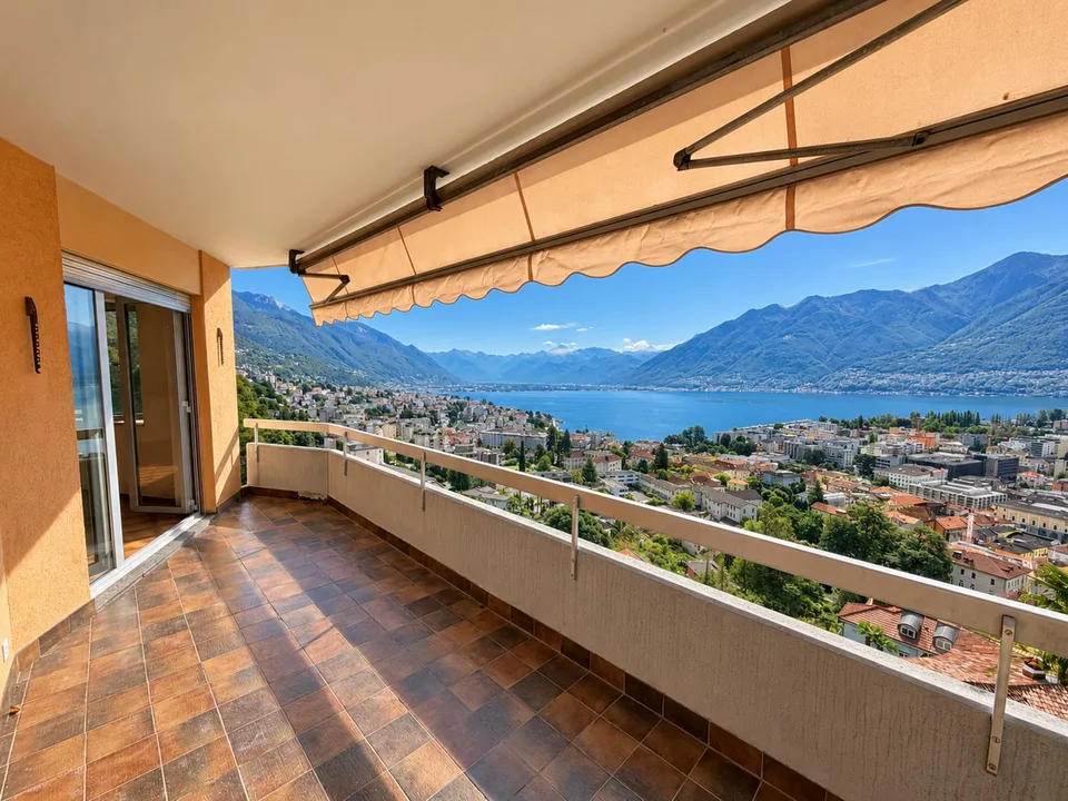 4.5 locali con splendida vista sul lago – Foto 3 von 21