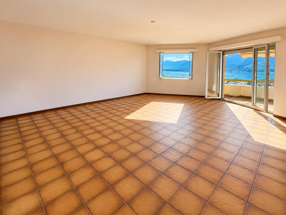 4.5 locali con splendida vista sul lago – Foto 4 von 21