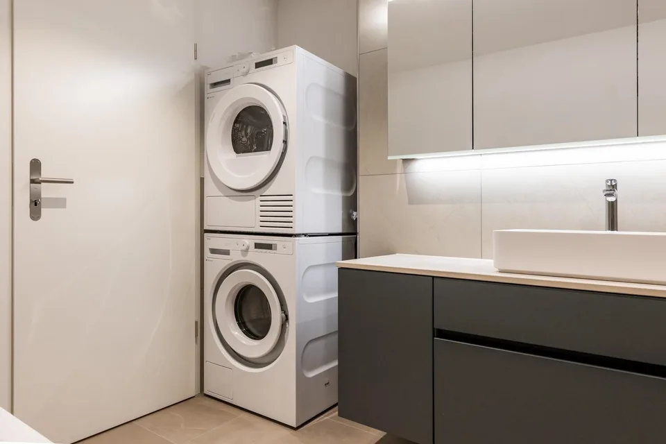 Appartamento nuovo di 3,5 locali (1° piano) a Gwatt – foto 11 di 13