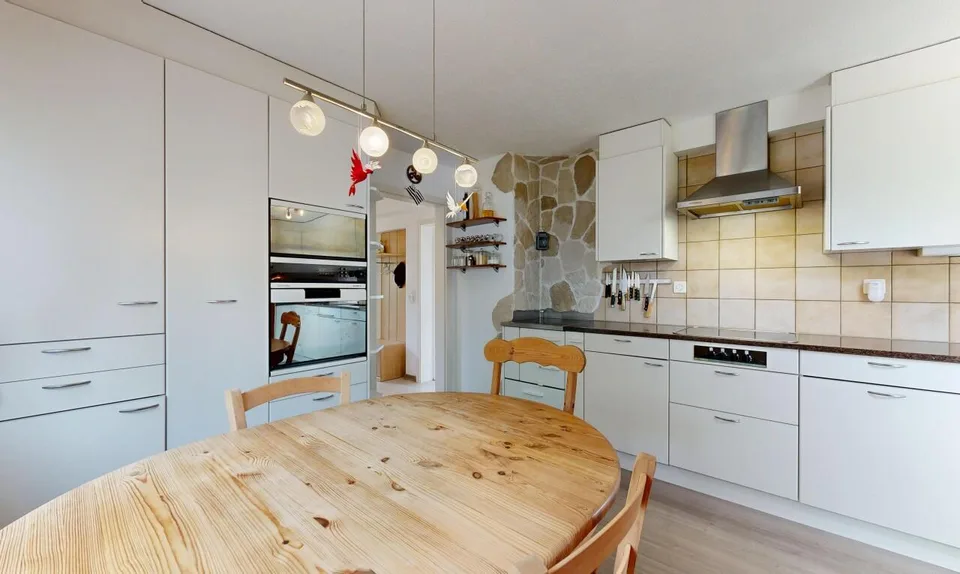 Freistehendes Einfamilienhaus mit herrlichem Garten und Grünsicht – Foto 4 von 11