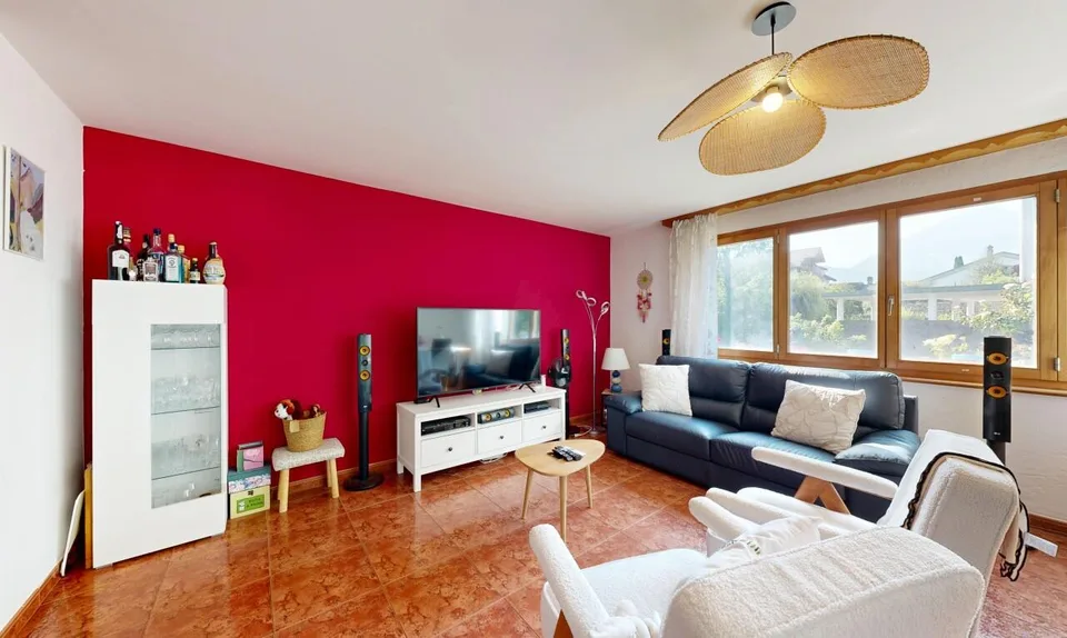 Freistehende Villa in Vernayaz – modulare Räume, grüne Außenbereiche – Foto 2 von 11