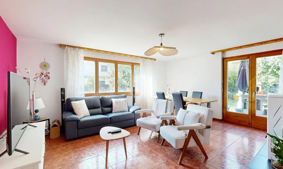 Freistehende Villa in Vernayaz – modulare Räume, grüne Außenbereiche – Foto 3 von 11