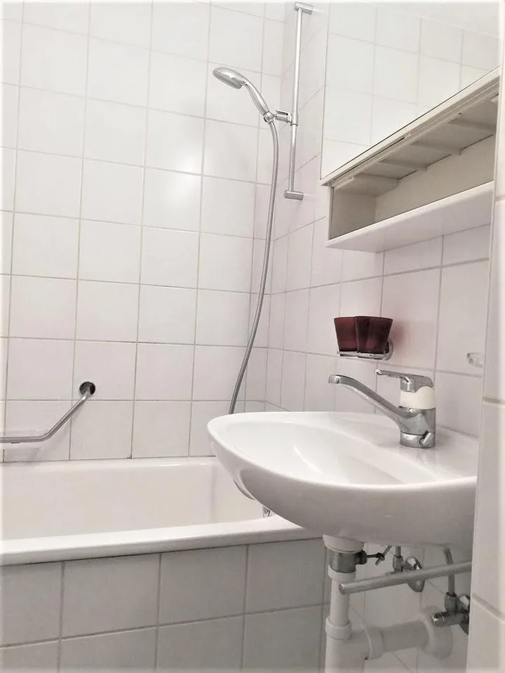 Charmante Wohnung in Bern – Foto 3 von 8