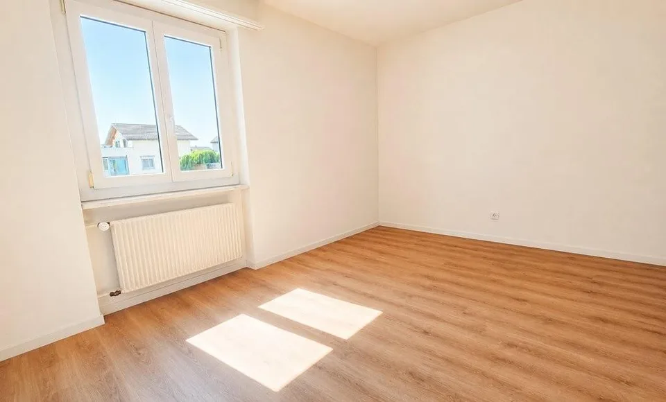 Grosszügige 3.5-Zimmer-Wohnung mit grossen, gedecktem Balkon
