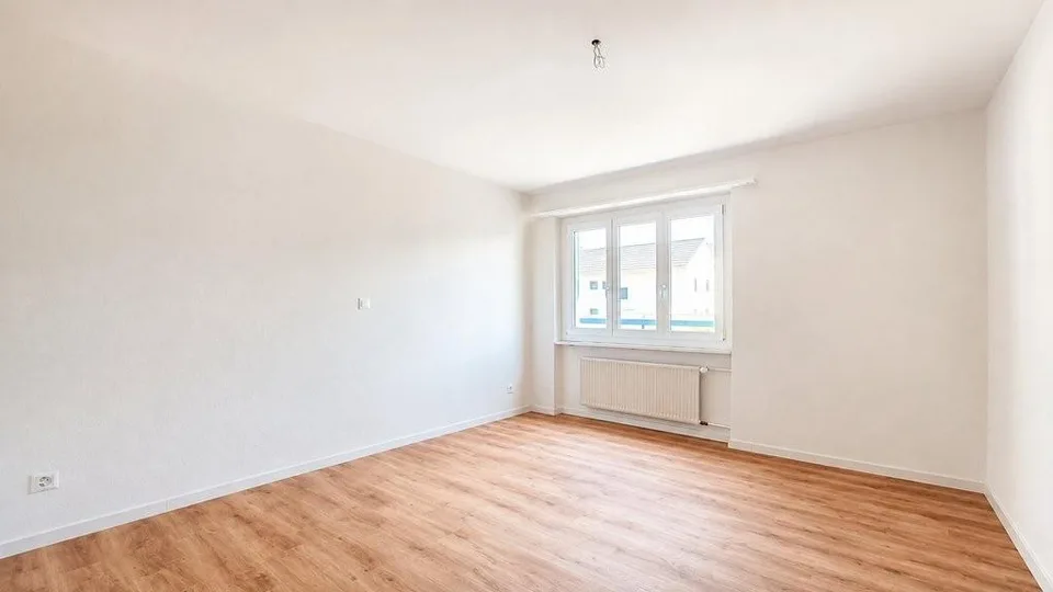 Grosszügige 3.5-Zimmer-Wohnung mit grossen, gedecktem Balkon