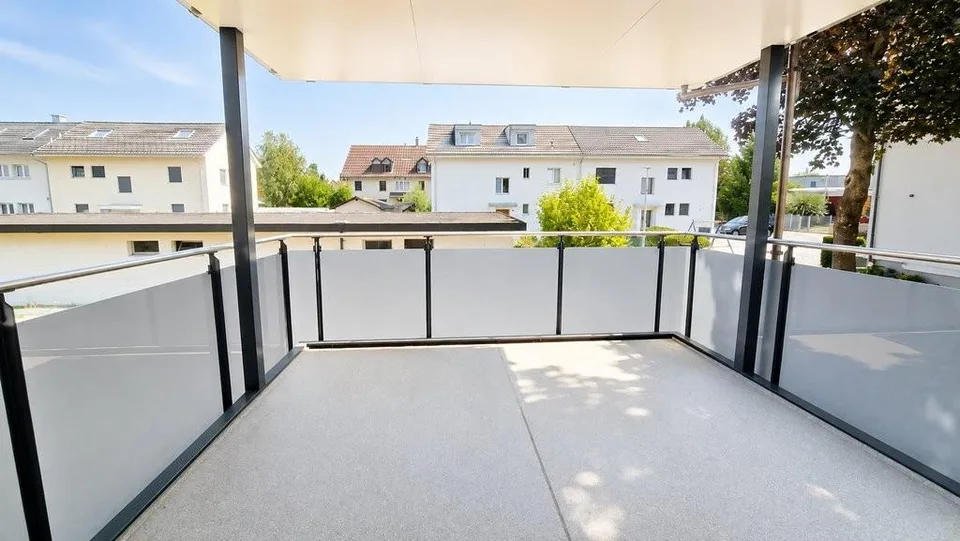 Grosszügige 3.5-Zimmer-Wohnung mit grossen, gedecktem Balkon