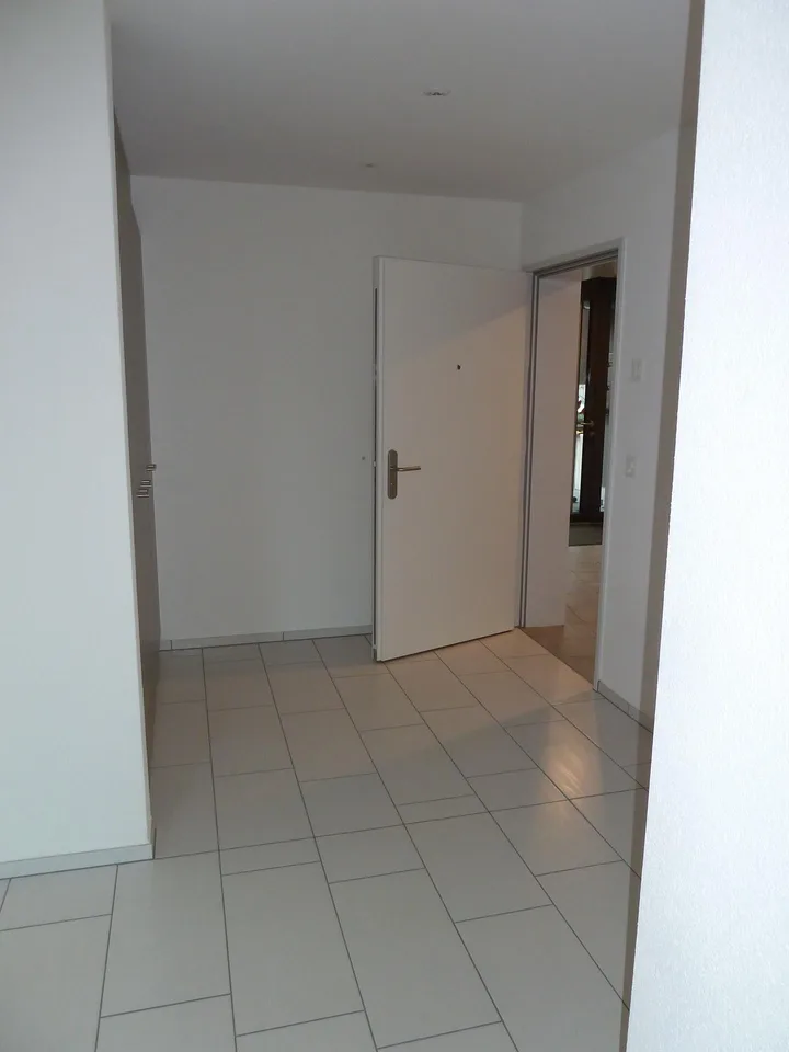 Moderne 2.5-Zimmerwohnung im alten Dorfkern