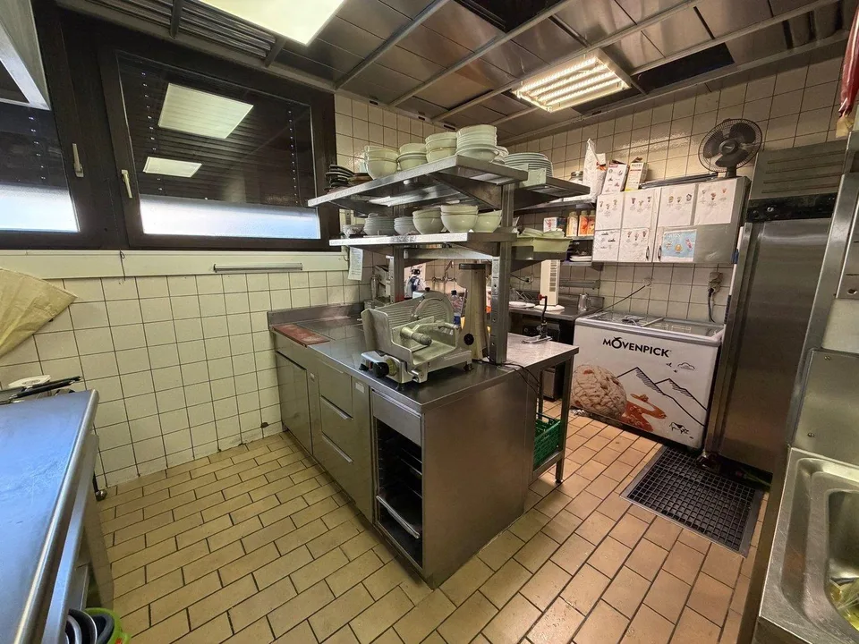 Erfahrene/r und innovative/r Pächter/in für gepflegtes Restaurant i... – foto 12 di 12