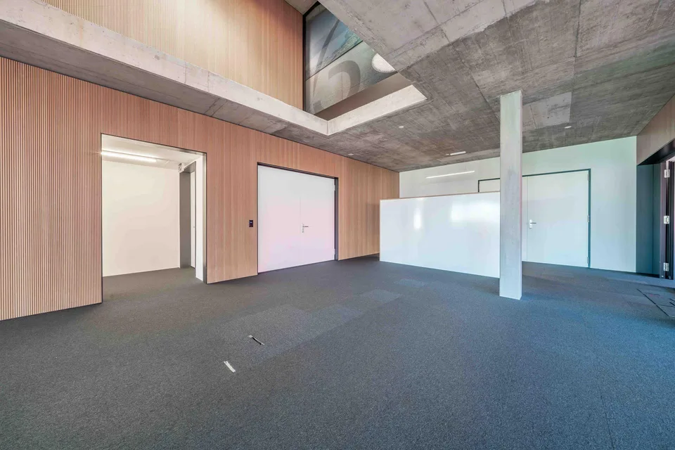 Flexible, offene und helle Dienstleistungsfläche (Büro, Praxis, Lager, – Foto 8 von 12