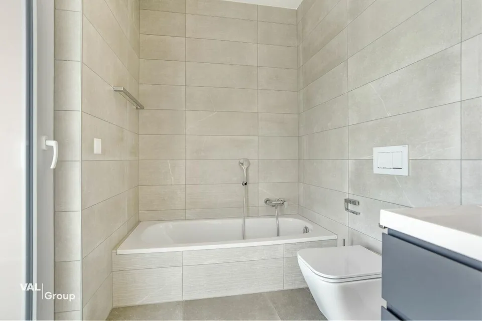 Moderno appartamento duplex attico con panorama montano