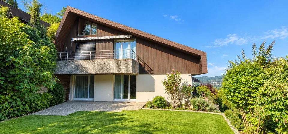 Habiter avec une vue dégagée – spacieuse maison unifamiliale à Kehrsatz – photo 2 sur 27