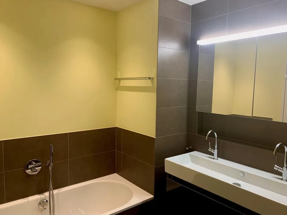 MODERNE WOHNUNG AN IDYLISCHER LAGE