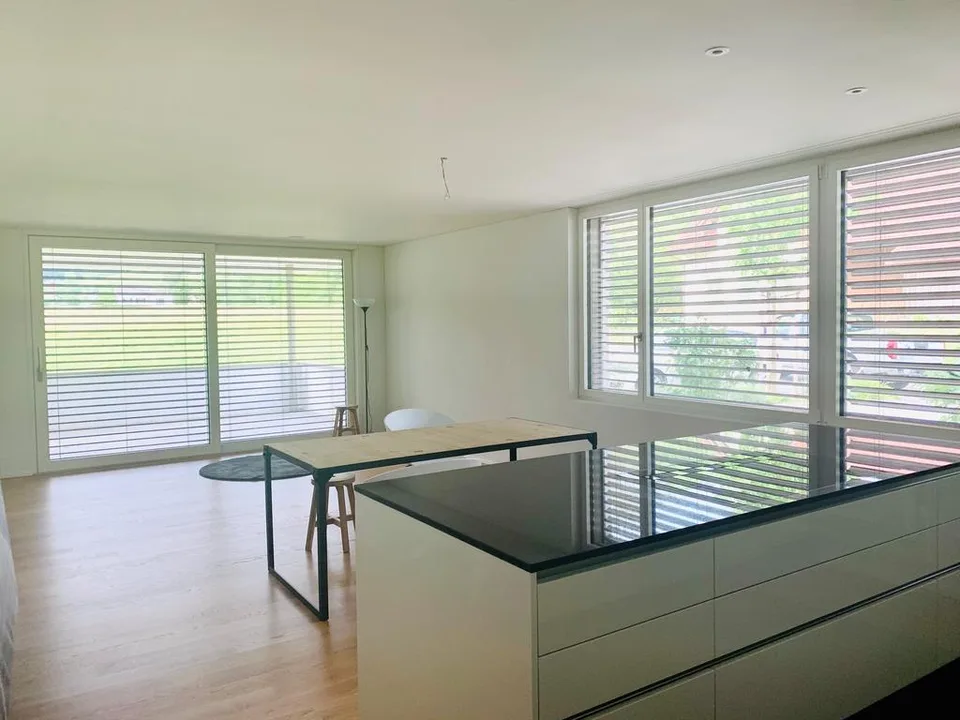 MODERNE WOHNUNG AN IDYLISCHER LAGE
