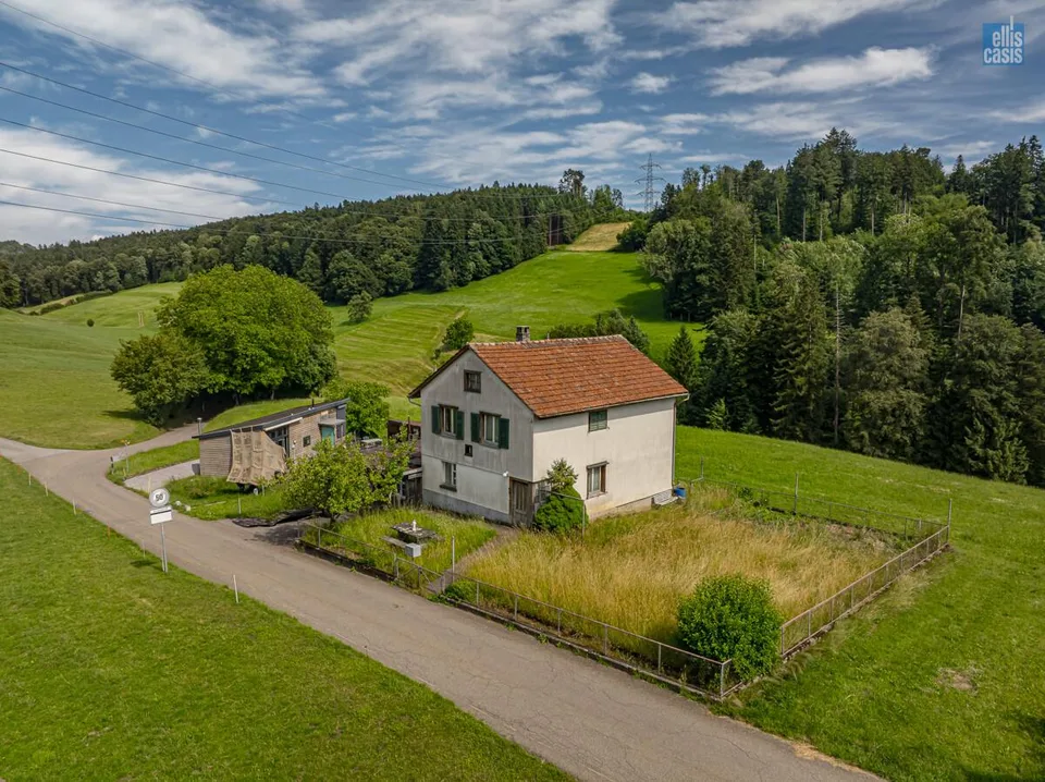 Sanierungsbedürftiges Wohnhaus mit grosser Ausnützungsreserve oder ... – Foto 5 von 10