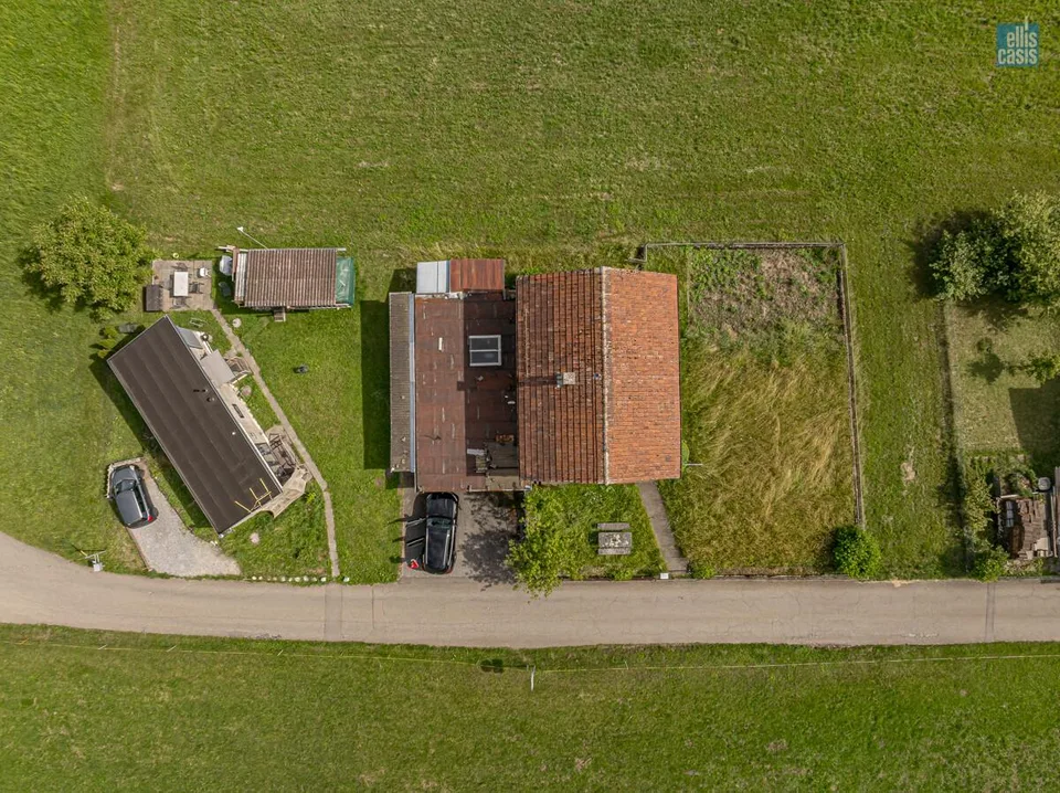 Sanierungsbedürftiges Wohnhaus mit grosser Ausnützungsreserve oder ... – Foto 2 von 10