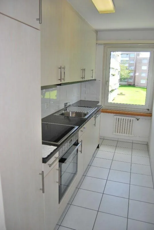 Verwandle diese gemütliche Wohnung in deine ganz eigene Oase