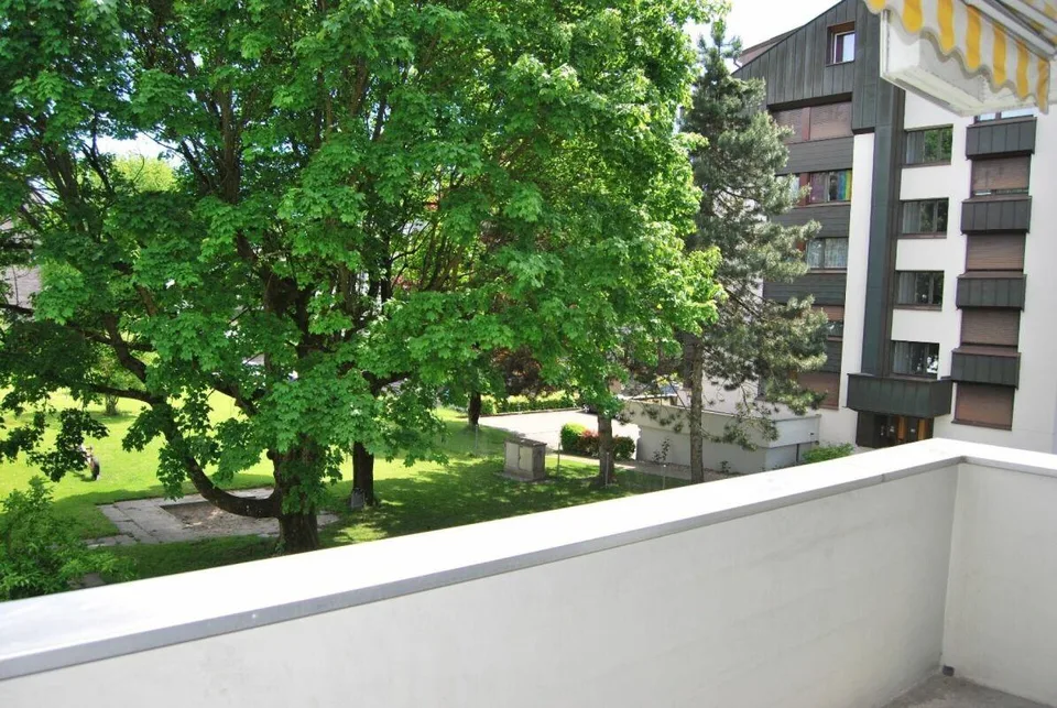 Verwandle diese gemütliche Wohnung in deine ganz eigene Oase