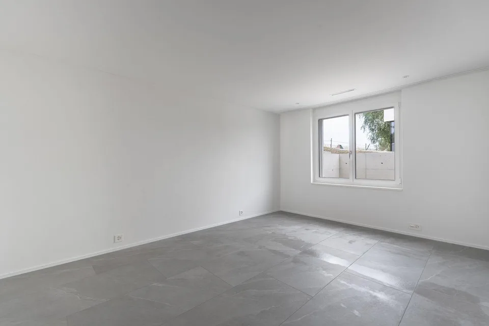 Hochwertige 4.5-Zimmer-Neubauwohnung mit Wintergarten im Erdgeschoss