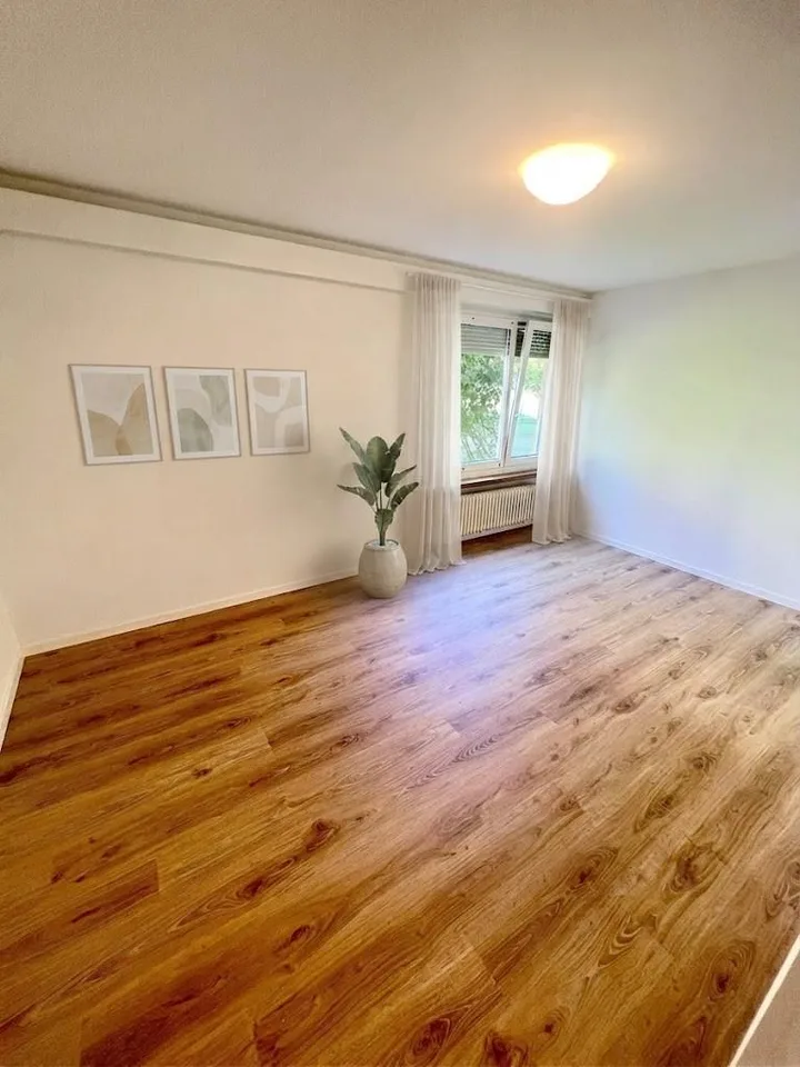 2 Zimmer Wohnung, 8134 Adliswil