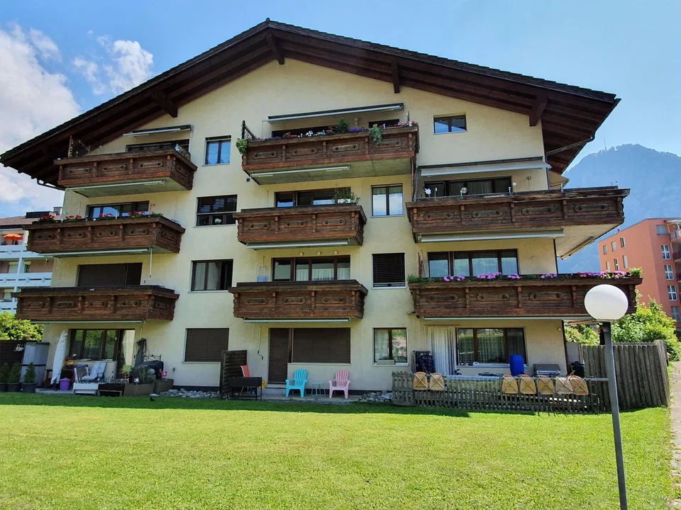 Grosszügige 2.5-Zi-Whg mit Balkon zu vermieten