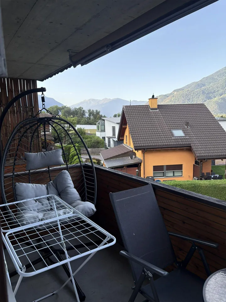 Grosszügige 2.5-Zi-Whg mit Balkon zu vermieten