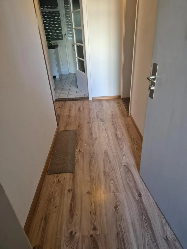Schöne 2.5 Zimmerwohnung – photo 3 of 6