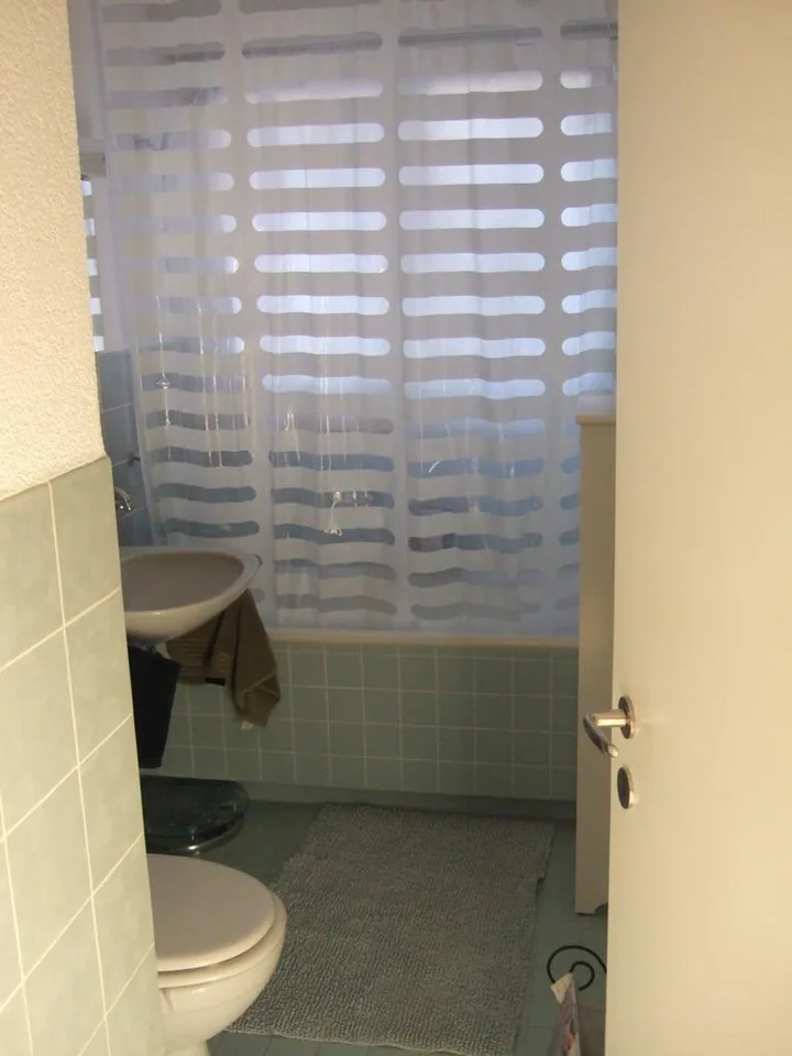 Grosszügige 4.5-Zimmer-Wohnung mit weitläufiger Terrasse in Herrliberg