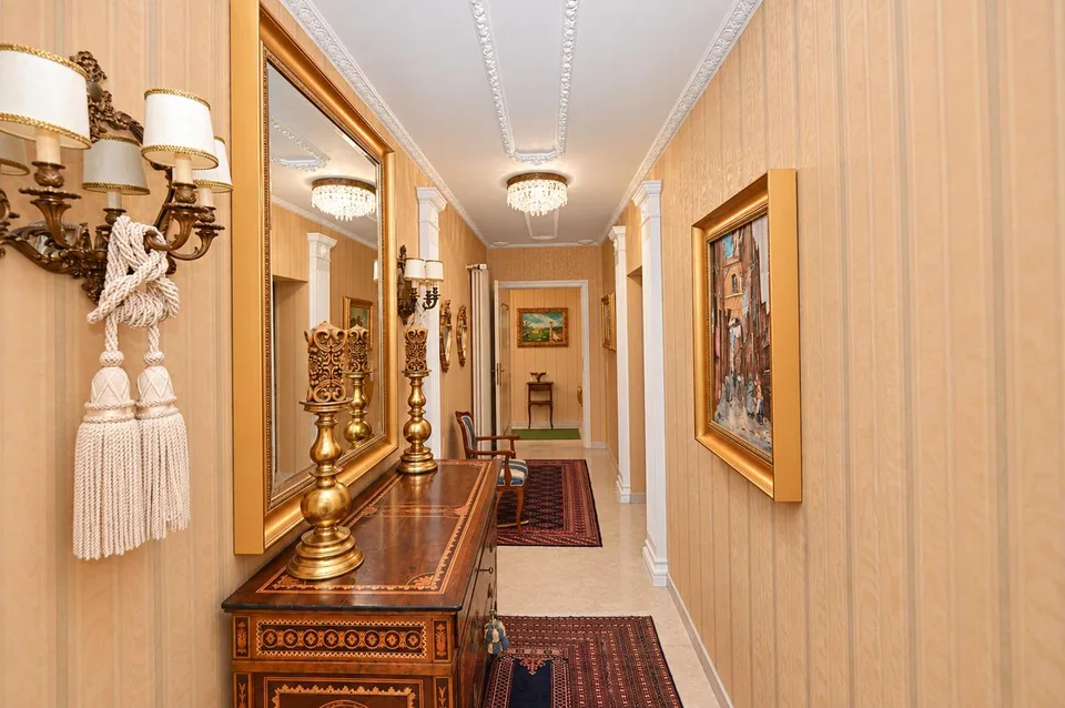 Elegante Villa di Lusso con Vista Lago e Piscina Riscaldata – photo 26 sur 30