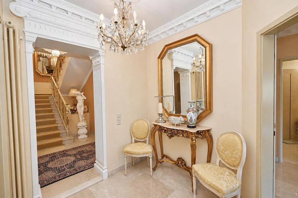 Elegante Villa di Lusso con Vista Lago e Piscina Riscaldata – photo 30 sur 30