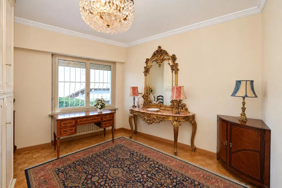 Elegante Villa di Lusso con Vista Lago e Piscina Riscaldata – photo 23 sur 30