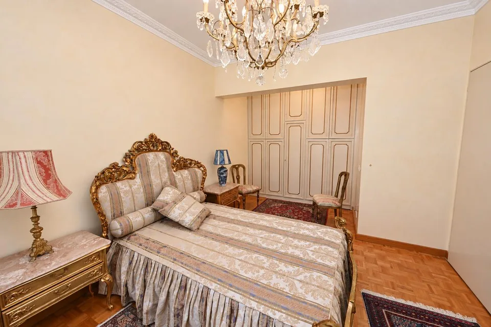 Elegante Villa di Lusso con Vista Lago e Piscina Riscaldata – photo 19 sur 30