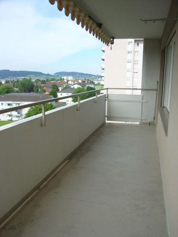 schöne, helle 3 Zimmerwohnung mit toller Aussicht