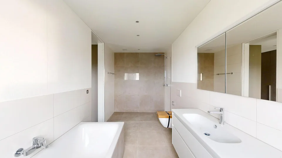EXKLUSIVE 4.5-ZIMMERWOHNUNG NEUBAU IN KREUZLINGEN MIT SEESICHT – photo 7 sur 13
