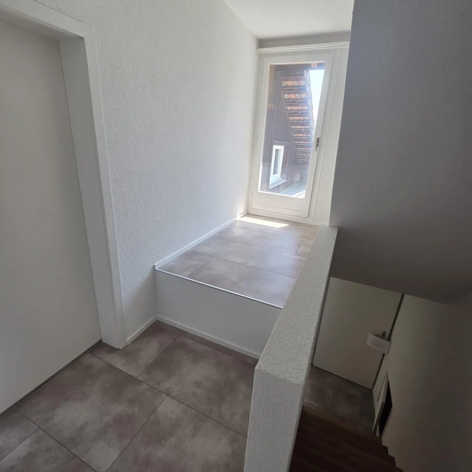 Moderne 3.5-Zimmer-Wohnung mit Weitblick - Erstbezug
