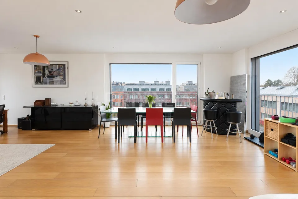 Magnifique attique contemporain avec terrasse
