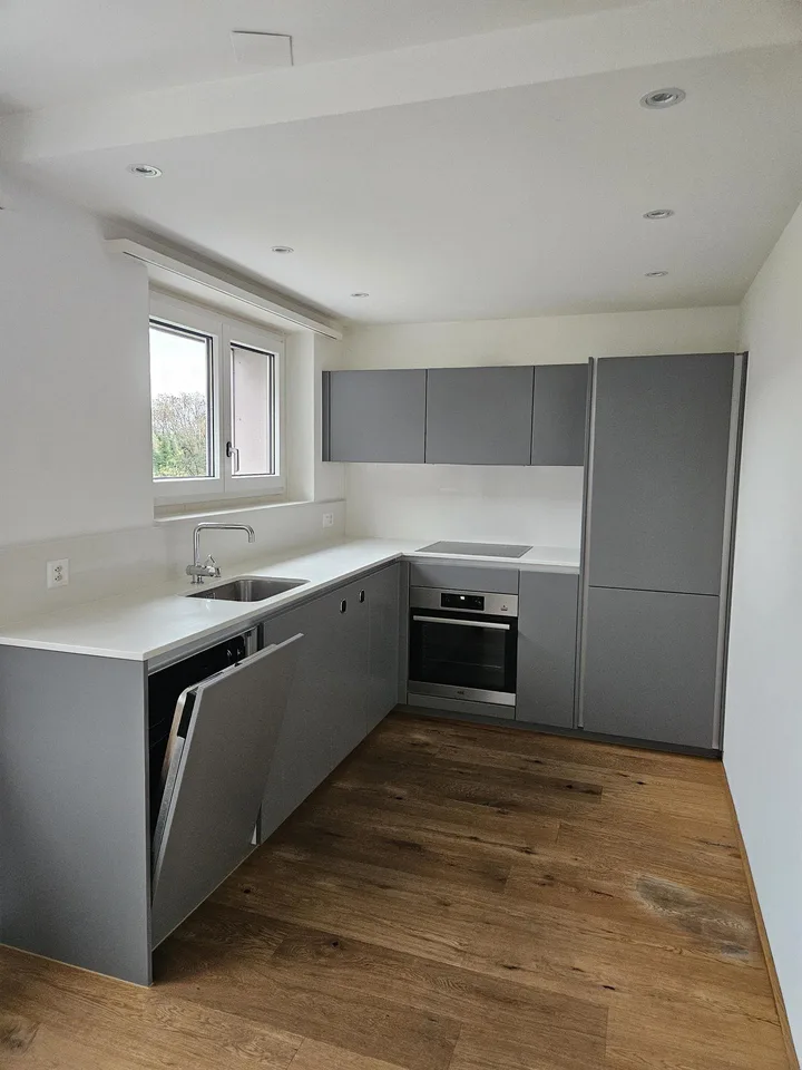 Bright 3.5-room apartment with balcony in Villigen – available immediately!