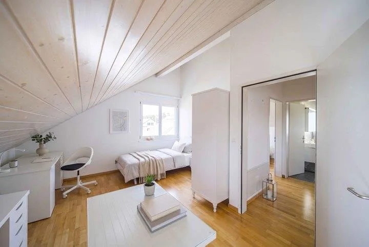 WOHNEN AUF ZWEI EBENEN - DACHMAISONETTE IN BASSERSDORF – Foto 4 von 8