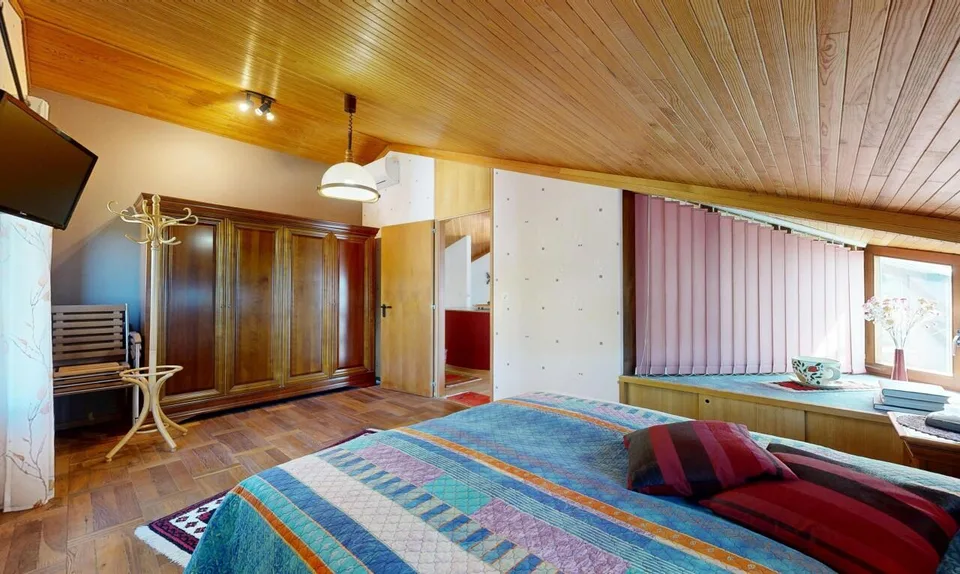 Exceptional family home: spacious rooms, comfort and brightness – photo 9 of 11