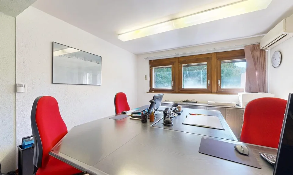 Exceptional family home: spacious rooms, comfort and brightness – photo 5 of 11