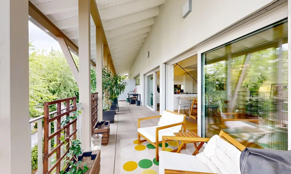 HELLE, MODERNE DUPLEXWOHNUNG, M1 UND EPFL NUR WENIGE SCHRITTE ENTFERNT – Foto 2 von 11