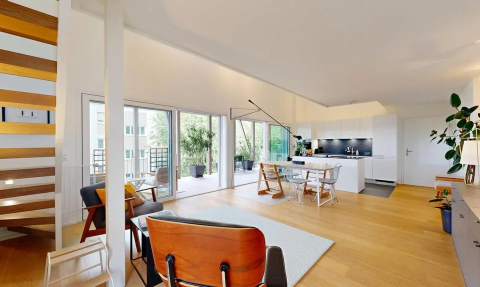 HELLE, MODERNE DUPLEXWOHNUNG, M1 UND EPFL NUR WENIGE SCHRITTE ENTFERNT – Foto 4 von 11
