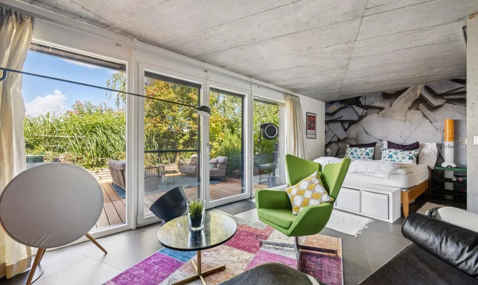 Villa contemporanea con studio indipendente alle porte di Losanna – foto 8 di 13
