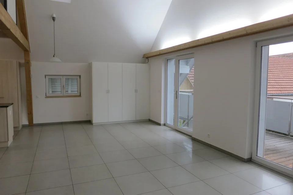 Wunderschöne Dachwohnung mit offener Galerie